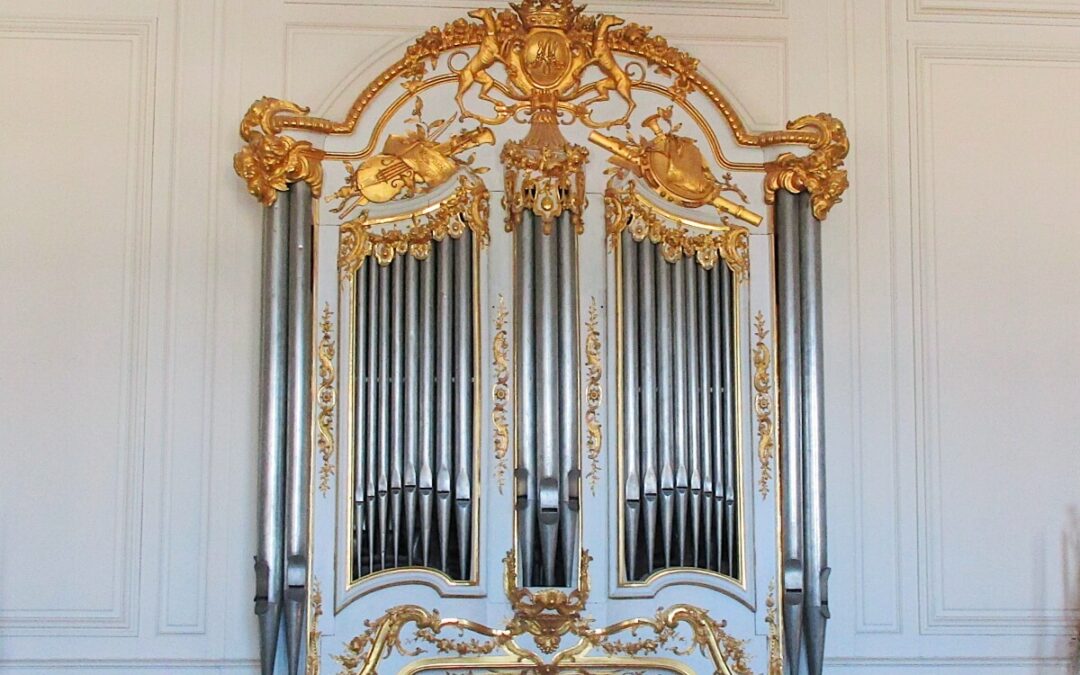 An Instrument of Praise Christian Poem